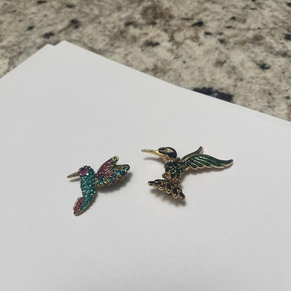 Lot Of 2 Brooch Pins Gold Tone / Hummingbird Birds - Enamel / Rhinestone - Picture 4 of 9